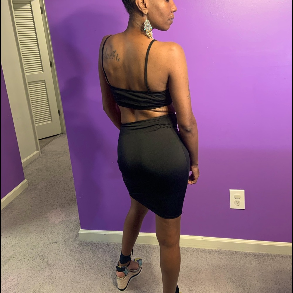 Cut out Body con dress - Picture 7 of 7
